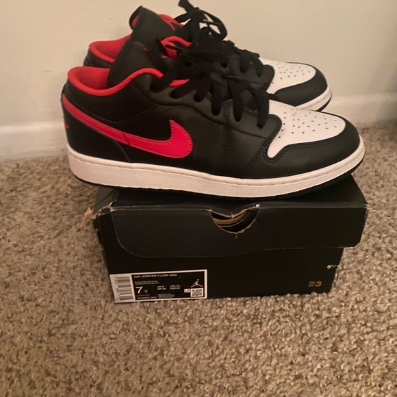Nike Air Jordan 1 Low Black and Red Shoes - Picture 3 of 4